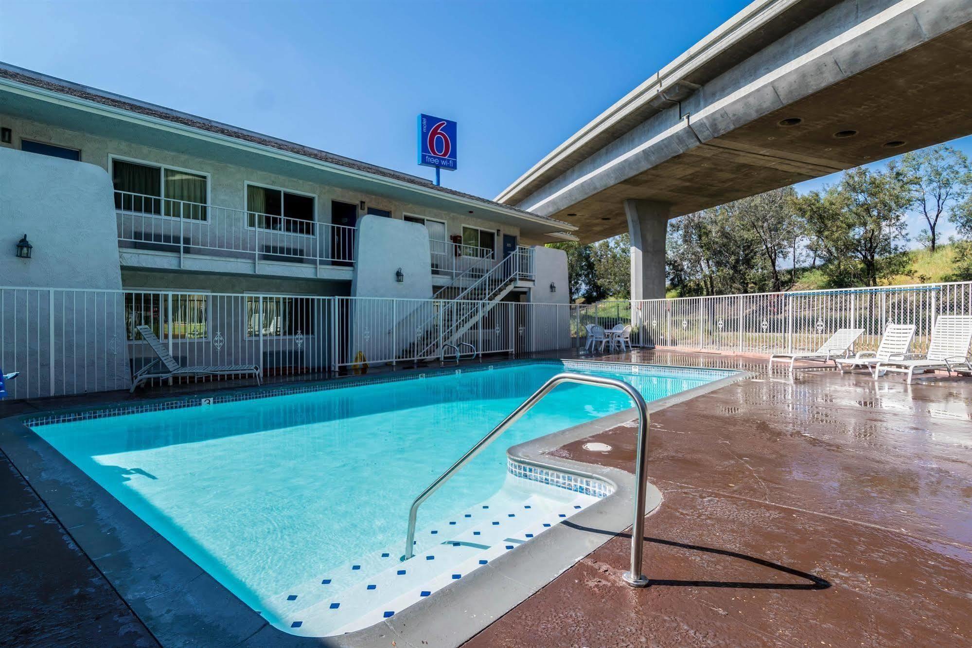 Motel 6-Redlands, CA Buitenkant foto